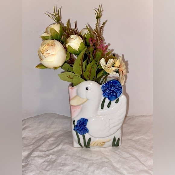 3/55$ Set of 2 Vintage ceramic rectangular vase white duck & blue flowers - Picture 2 of 15